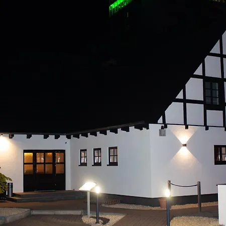 Hotel Zum Postkutscher Отель Котбус